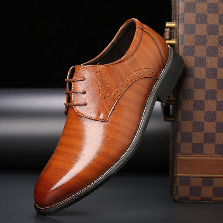 Men’s casual dress shoes with non-slip sole in black leather