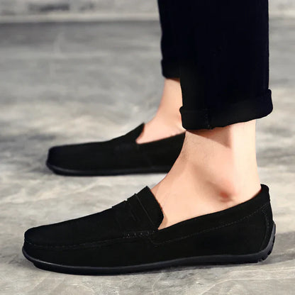 Men’s casual slip-on loafers in stylish design