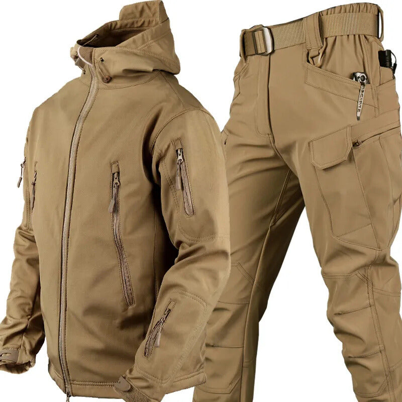Men’s outdoor fleece-lined hooded jacket and pants set for cold weather
