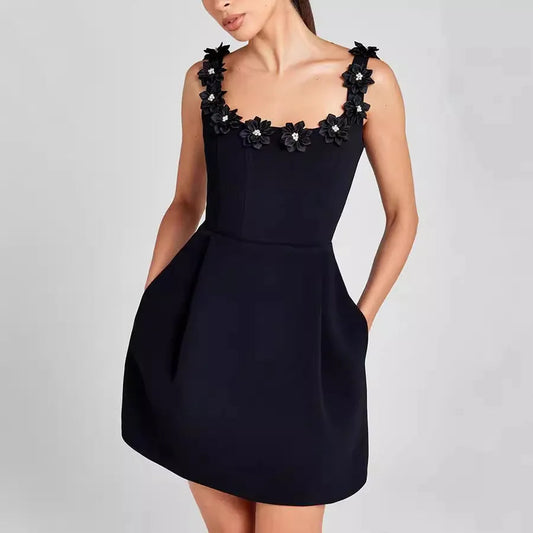 Women's mini sheath dress with square neck and floral details